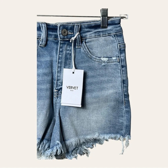 1352.โ VERVET DENIM SHORTS HIGH RISE FRAYED HEMS SIZE XSMALL - Picture 4 of 10